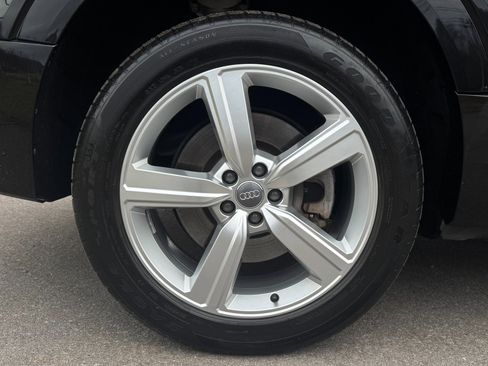 Used 2019 Audi e-tron Premium Plus image 74