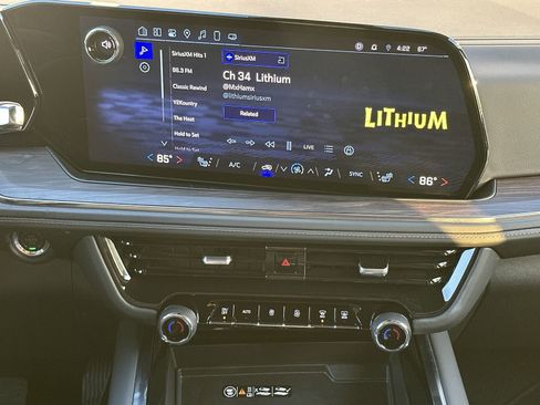 Certified 2025 Chevrolet Tahoe Z71 image 25