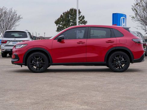 Used 2026 Honda HR-V Sport image 3