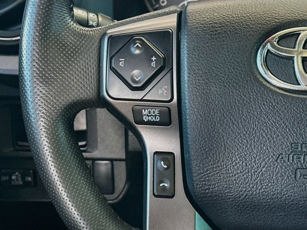 Used 2019 Toyota Tacoma TRD Off-Road AWD/4WD image 11