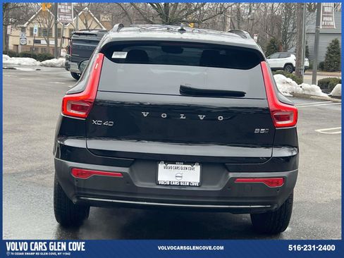 Used 2026 Volvo XC40 B5 Plus w/ Protection Package Premier image 6