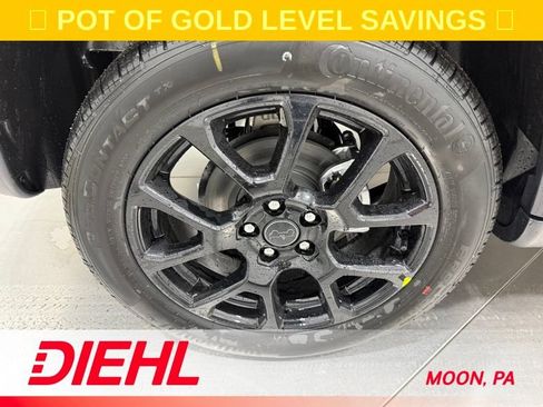 New 2026 Jeep Compass Latitude AWD/4WD image 8