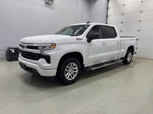 Used 2024 Chevrolet Silverado 1500 RST AWD/4WD image 9
