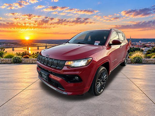 Used 2022 Jeep Compass Limited AWD/4WD image 9