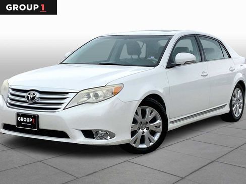 Used 2012 Toyota Avalon image 1