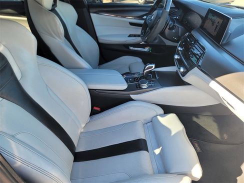 Used 2020 BMW M5 image 22