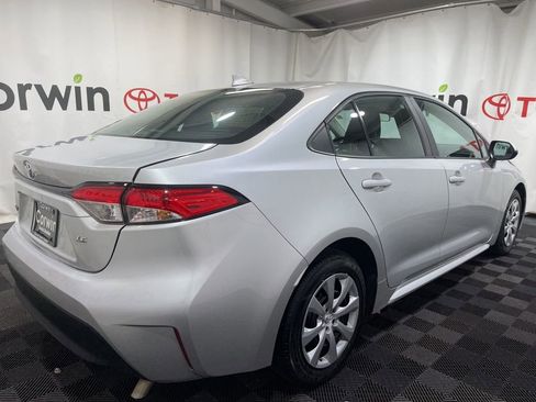 Used 2023 Toyota Corolla LE image 7
