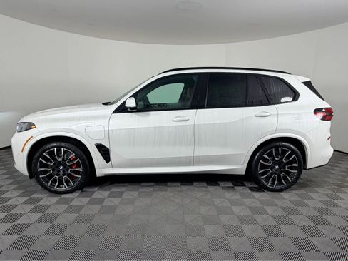 New 2026 BMW X5 xDrive50e w/ M Sport Package image 7