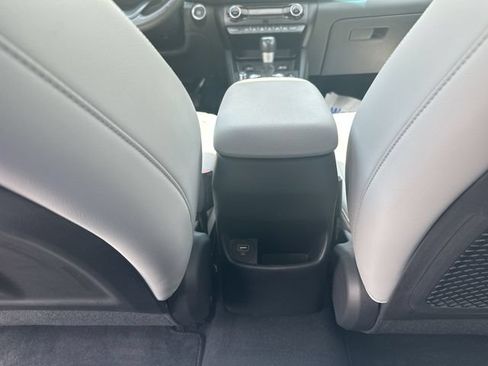 Used 2023 Hyundai Kona Limited AWD/4WD image 23
