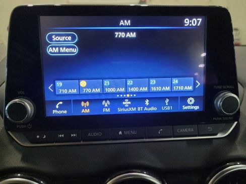Used 2023 Nissan Sentra SV FWD image 25
