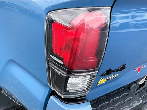 Used 2018 Toyota Tacoma TRD Pro image 29