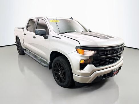 Used 2022 Chevrolet Silverado 1500 Custom w/ Rally Edition RWD image 29