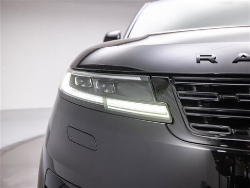 New 2026 Land Rover Range Rover Sport SE image 10