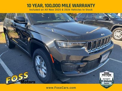 New 2025 Jeep Grand Cherokee Laredo X