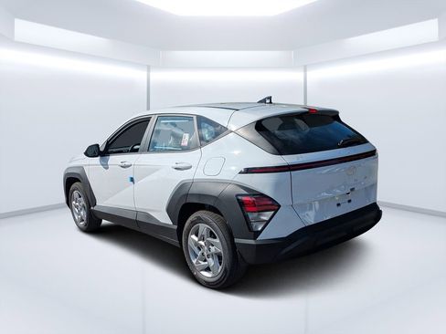 New 2026 Hyundai Kona SE FWD image 5