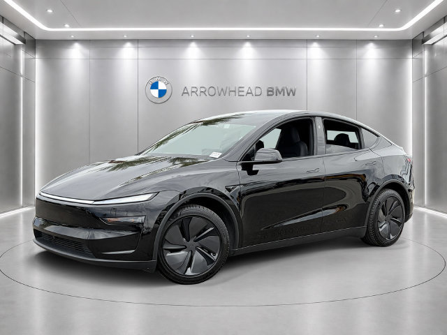 Used 2026 Tesla Model Y 2WD image 1
