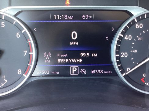 Used 2024 Nissan Sentra SV image 3