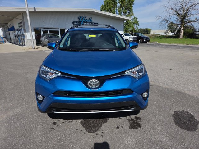 Used 2017 Toyota RAV4 Limited w/ All Weather Liner Package AWD/4WD image 3