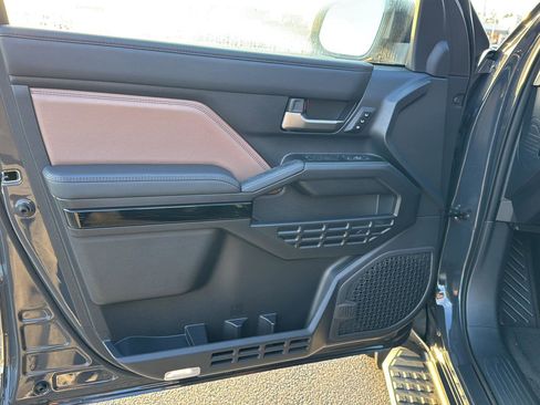 Certified 2025 Toyota 4Runner Limited image 14