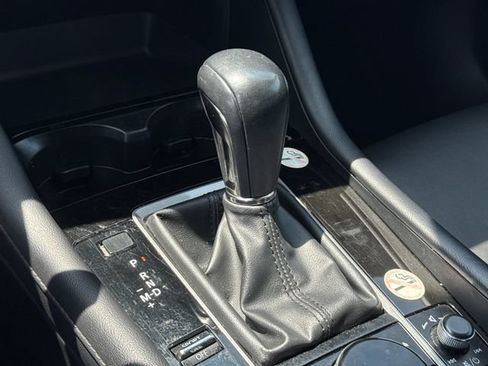Used 2024 MAZDA MAZDA3 s FWD image 15