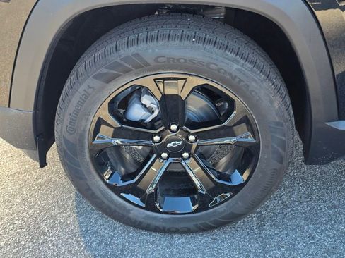 New 2026 Chevrolet Equinox LT w/ Convenience Package II FWD image 27