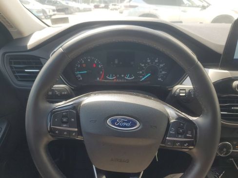Used 2021 Ford Escape SE w/ SE Sport Appearance Package AWD/4WD image 16