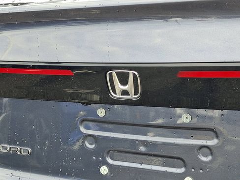 Certified 2023 Honda Accord LX image 30