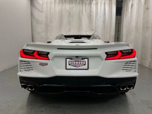 Used 2024 Chevrolet Corvette Stingray Preferred Conv w/ Z51 Performance Package RWD image 6