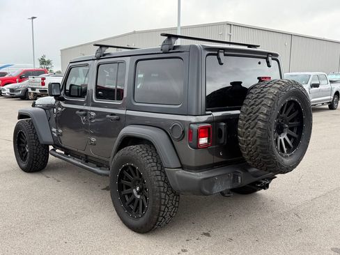 Used 2019 Jeep Wrangler Unlimited Sport S AWD/4WD image 21