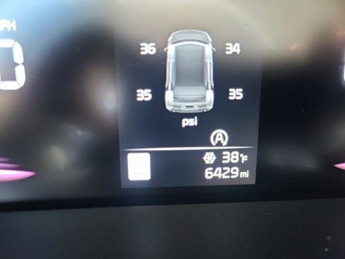 Used 2025 Kia Soul LX image 24