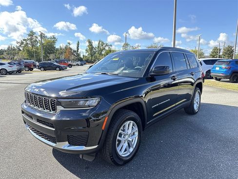New 2025 Jeep Grand Cherokee L Laredo w/ Luxury Tech Group I image 7