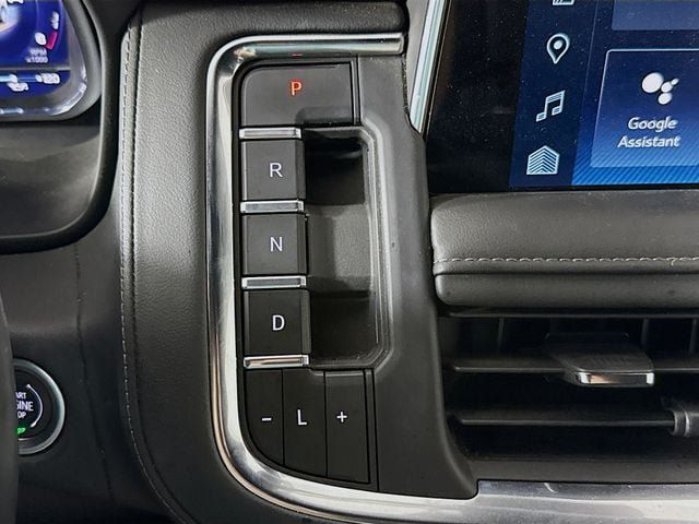 Used 2024 Chevrolet Tahoe Z71 w/ Max Trailering Package AWD/4WD image 17