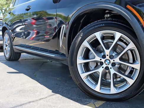 Used 2019 BMW X5 xDrive40i AWD/4WD image 5