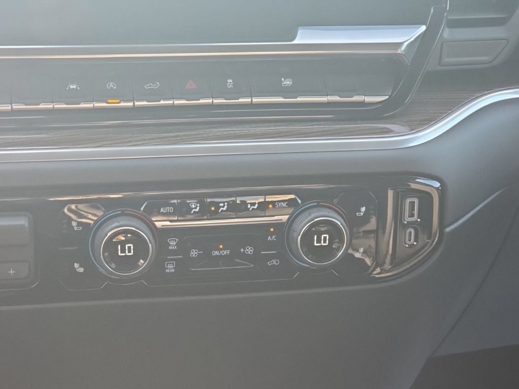 New 2026 Chevrolet Silverado 1500 LT AWD/4WD image 13
