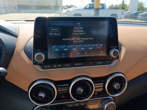 New 2025 Nissan Sentra SV w/ SV Premium Package image 16