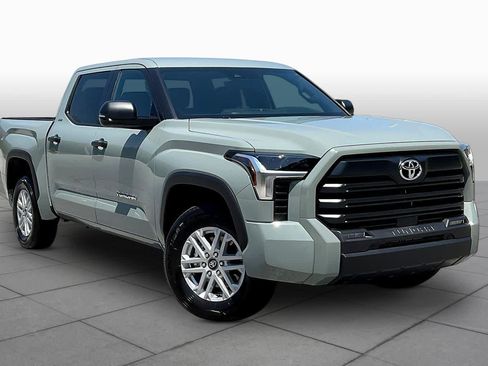Used 2026 Toyota Tundra SR5 w/ SR5 Convenience Package RWD image 3