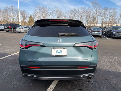 Certified 2025 Honda HR-V Sport image 4