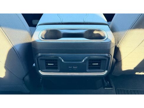 Used 2026 GMC Sierra 1500 Elevation image 21