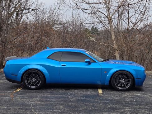 Used 2019 Dodge Challenger R/T Scat Pack w/ Widebody Package image 8