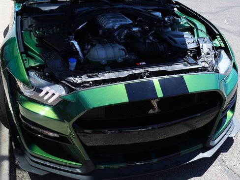 Used 2022 Ford Mustang Shelby GT500 w/ Technology Package RWD image 65