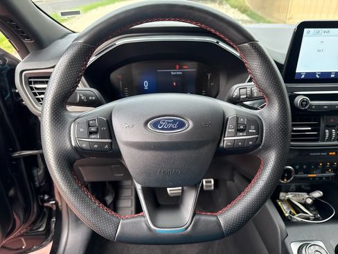 Used 2024 Ford Escape ST-Line AWD/4WD image 14