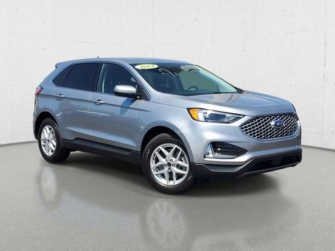 Used 2023 Ford Edge SEL w/ Convenience Package AWD/4WD image 2