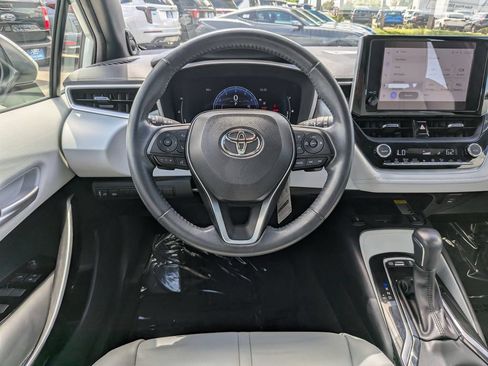 Used 2024 Toyota Corolla XSE FWD image 17