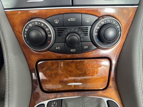 Used 2008 Mercedes-Benz SL 550 image 29
