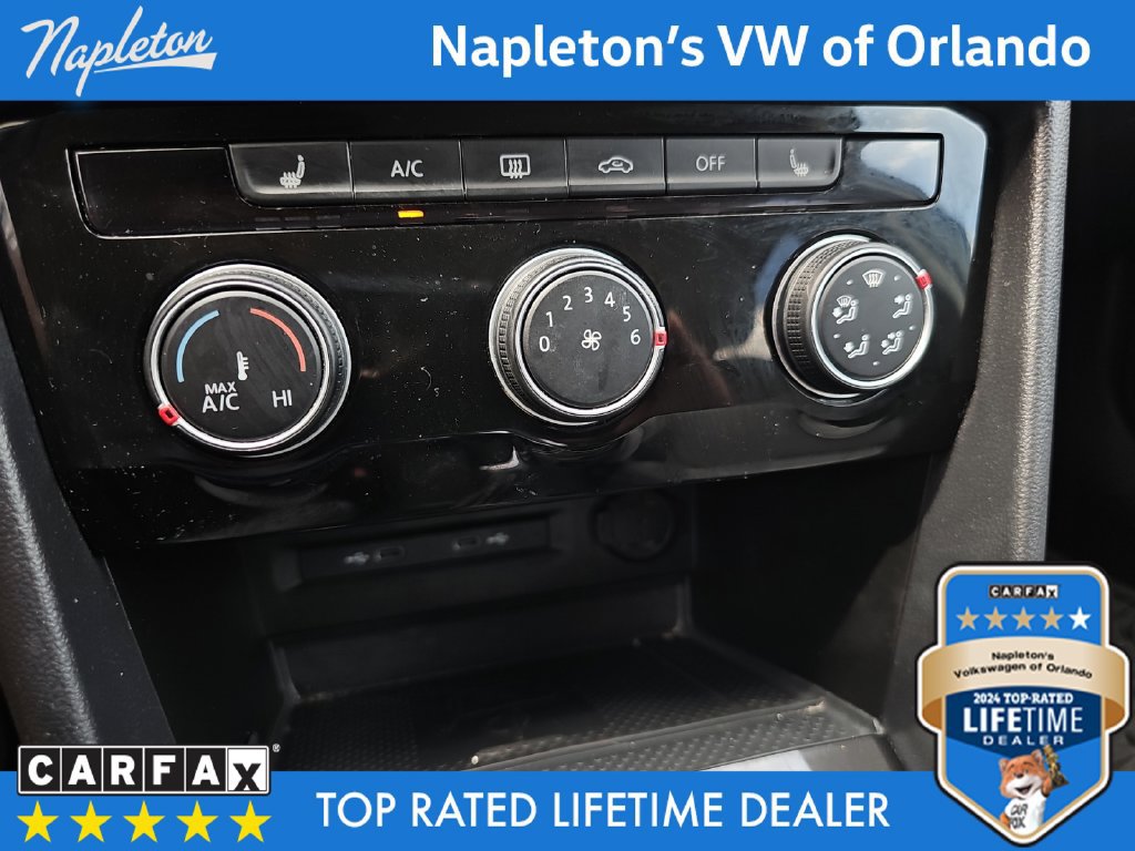 Used 2023 Volkswagen Taos SE FWD image 16