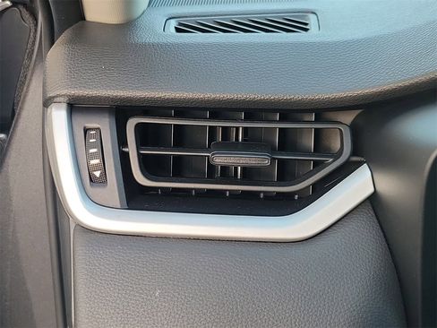 Used 2024 Toyota RAV4 XLE image 33