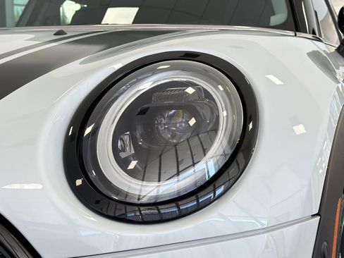 Certified 2023 MINI Cooper Clubman S FWD image 11