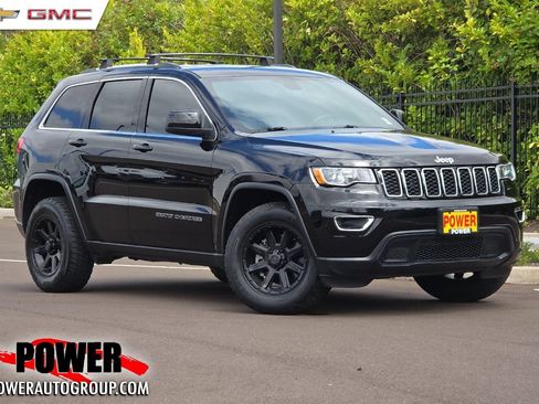 Used 2018 Jeep Grand Cherokee Laredo AWD/4WD image 1