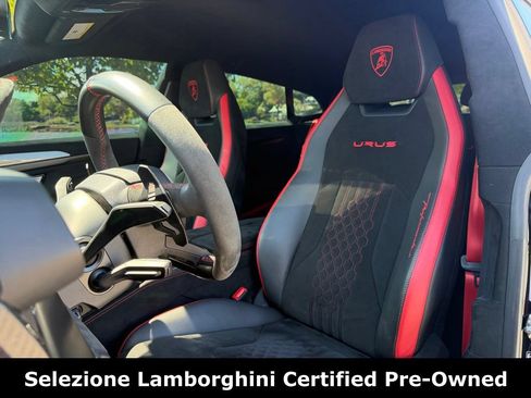 Used 2023 Lamborghini Urus Performante AWD/4WD image 22