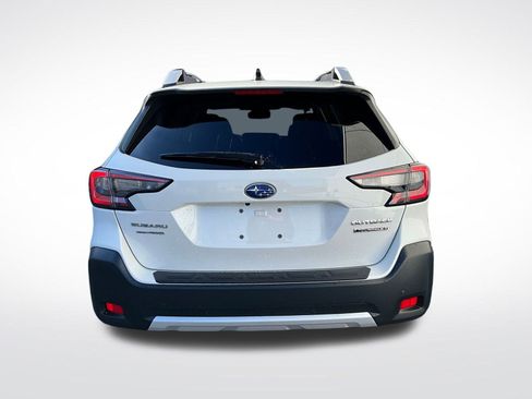 Certified 2024 Subaru Outback Touring XT w/ Popular Package #2 image 4